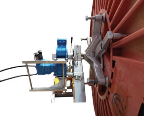Cable reel stand with hydraulic drive – F155.070 Reel Stands kompresory, spalinowe, śrubowe, sprężarki, powietrza, generatory prądu, dezynfekcja ozonem